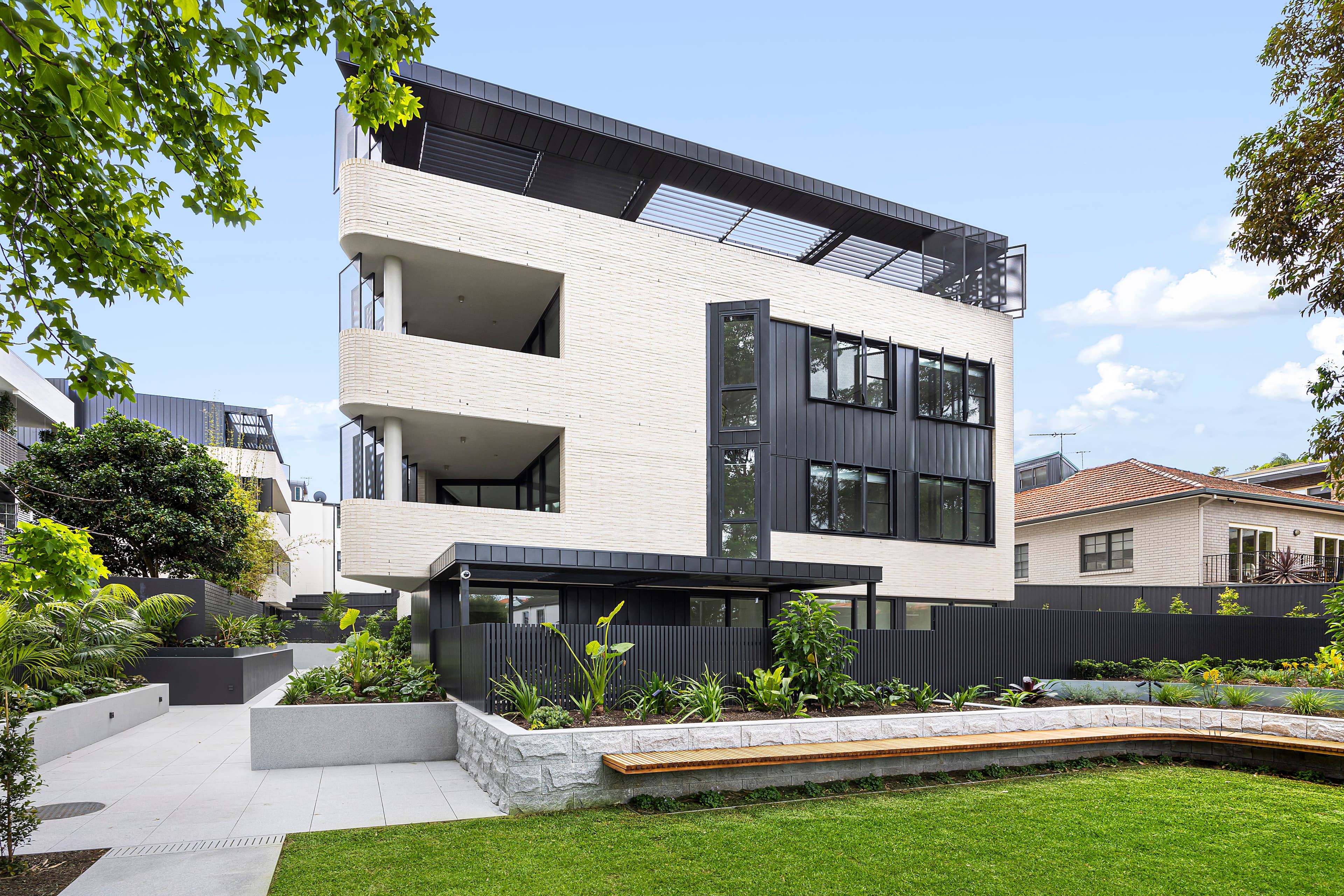 High-end residential caulking - kitchen and living area